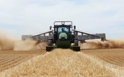 Straw Spreader boosts header efficiency